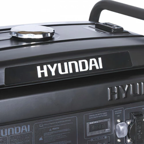 Бензиновий генератор Hyundai HHY 3050F 